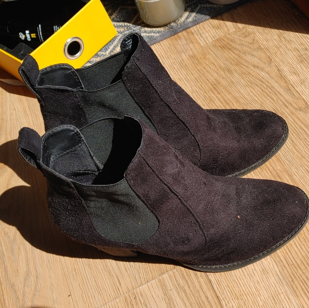 Black booties